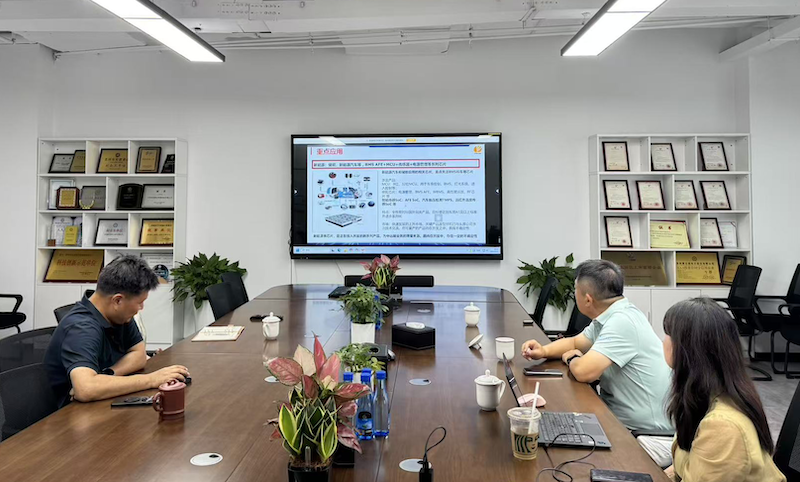 中安科總裁查磊率隊(duì)拜訪(fǎng)蘇州聚元微電子股份有限公司